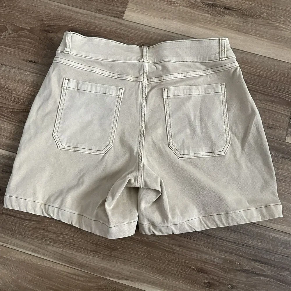 SPANX Stretch Twill Shorts Side Stripe Almond Tan Size Medium Shaping 6” Inseam - Picture 2 of 9